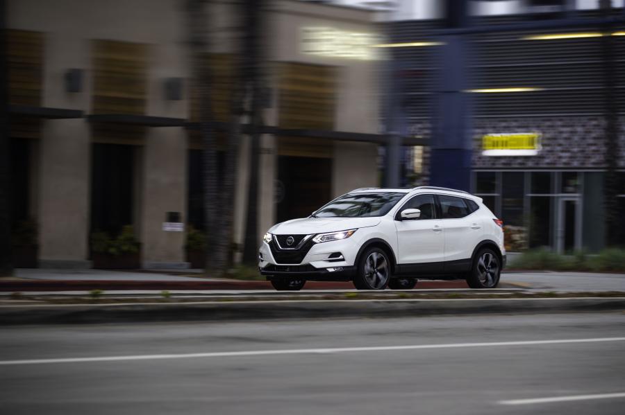  Nissan Rogue Sport 2019 года  (фото 34 из 40)